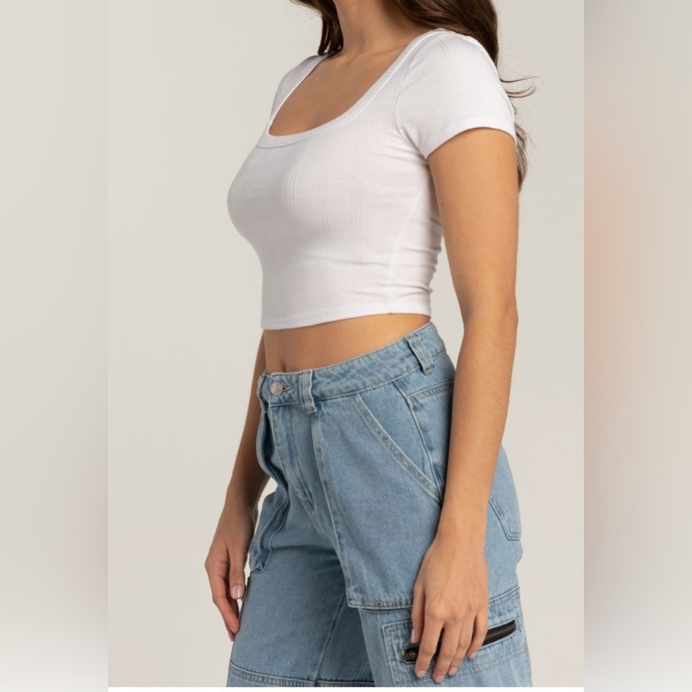 Bozzolo White Squareneck Crop Top Crop Top